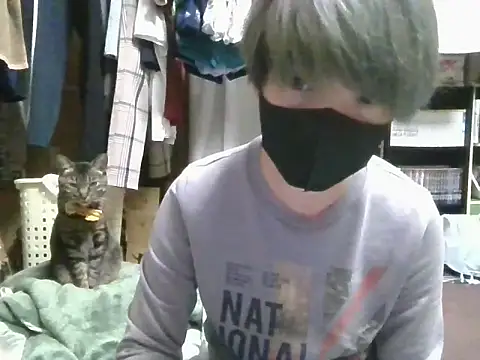 kazupan22 online show from June 9, 2026, 2:29 pm