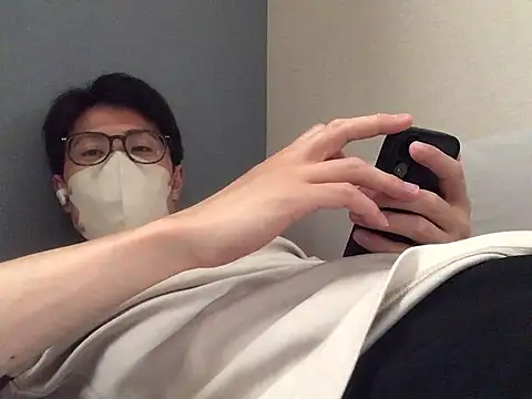 Snapshot of h_japmen chatting on June 1, 2026, 5:40 am h japmen online show from June 1, 2026, 5:40 am