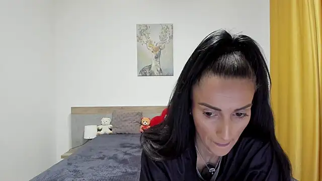 Snapshot of BlissAria chatting on June 16, 2026, 7:58 pm BlissAria online show from June 16, 2026, 7:58 pm