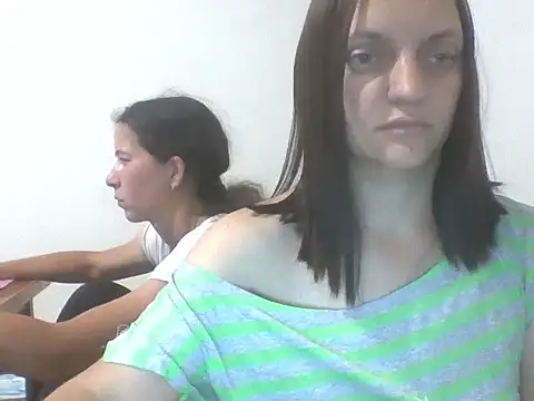 Snapshot of Kimmy_Webb chatting on July 6, 2026, 6:32 pm Kimmy Webb online show from July 6, 2026, 6:32 pm