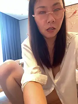 Snapshot of xiaoyun-10 chatting on June 5, 2026, 6:52 am xiaoyun-10 online show from June 5, 2026, 6:52 am