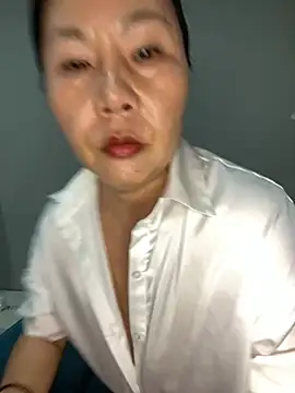 Snapshot of xiaoyun-10 chatting on May 14, 2026, 2:58 pm xiaoyun-10 online show from May 14, 2026, 2:58 pm