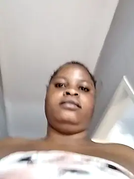 JuicyHoney 01 online show from July 11, 2026, 5:52 am