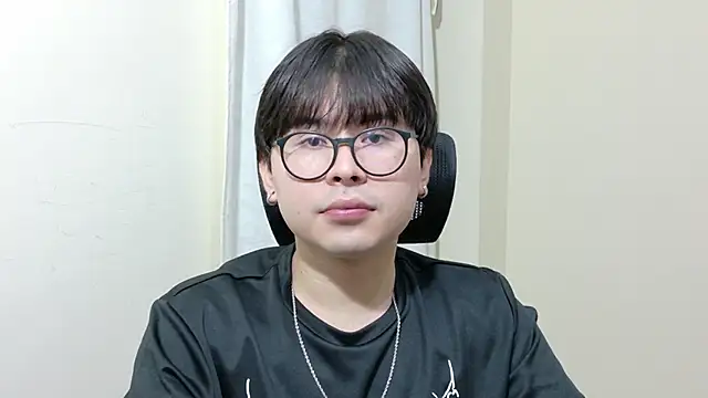 kuromi boy online show from June 23, 2026, 2:53 am
