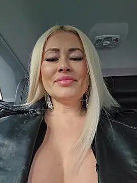 Snapshot of MILFBARBY chatting on February 15, 2026, 8:24 am MILFBARBY online show from February 15, 2026, 8:24 am