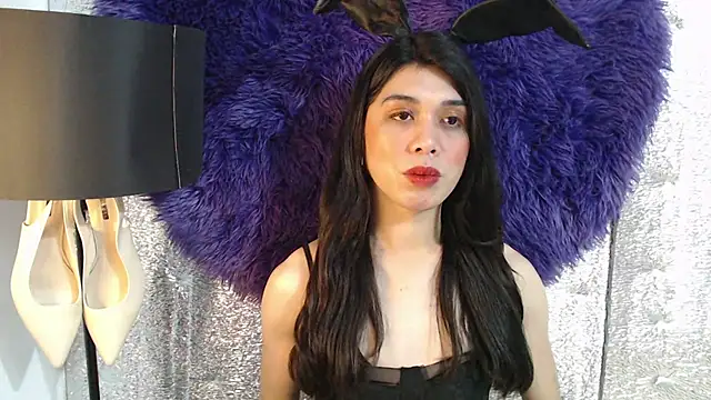 RoseAmarie online show from May 11, 2026, 1:40 am