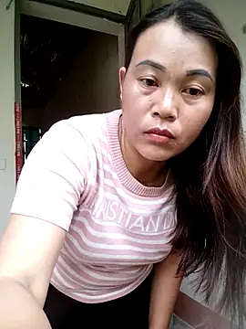 Snapshot of Mii-moo chatting on May 21, 2026, 5:38 am Mii-moo online show from May 21, 2026, 5:38 am
