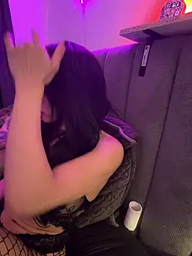 NaughtyAsian25 online show from July 8, 2026, 9:43 am