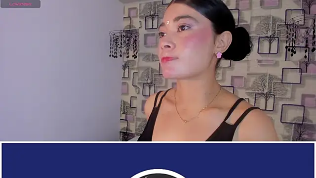 Snapshot of emilly_duque chatting on June 25, 2026, 3:26 am emilly duque online show from June 25, 2026, 3:26 am