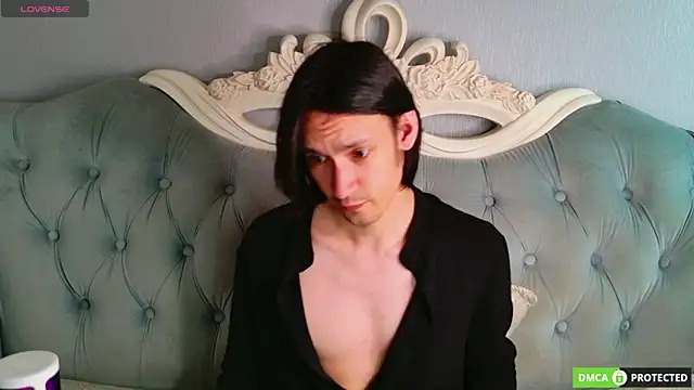 Snapshot of CalvinChapman chatting on June 21, 2026, 7:03 am CalvinChapman online show from June 21, 2026, 7:03 am