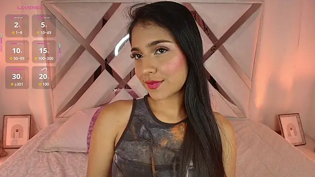 thalia gomez   online show from June 4, 2026, 8:13 pm