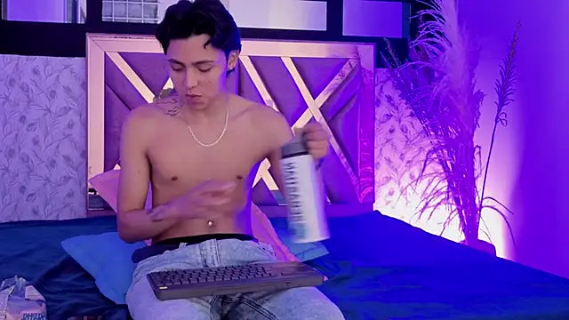 tian sex online show from June 5, 2026, 4:50 am