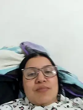 Snapshot of Casandra_inthemorning chatting on May 19, 2026, 2:29 am Casandra inthemorning online show from May 19, 2026, 2:29 am