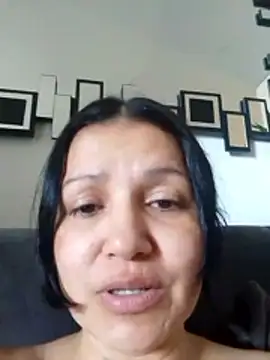 Snapshot of Casandra_inthemorning chatting on May 24, 2026, 1:11 pm Casandra inthemorning online show from May 24, 2026, 1:11 pm