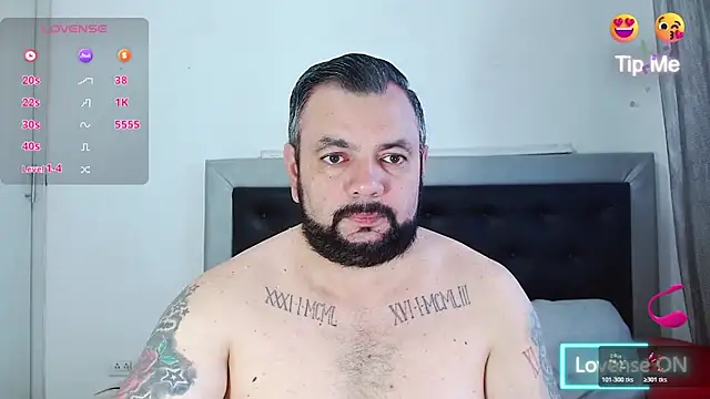 perverseveteranmanxxx online show from May 24, 2026, 9:04 pm