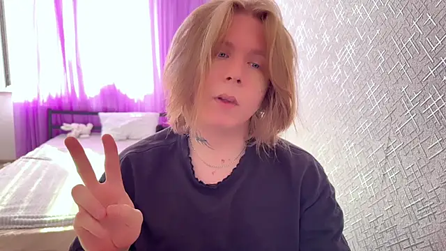 Snapshot of Hirtay chatting on June 27, 2026, 2:01 pm Hirtay online show from June 27, 2026, 2:01 pm