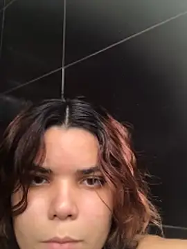 Snapshot of Cliaclara chatting on May 11, 2026, 5:32 pm Cliaclara online show from May 11, 2026, 5:32 pm