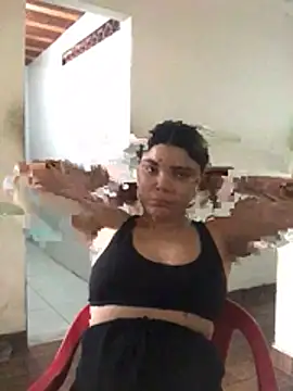 Snapshot of Cliaclara chatting on May 15, 2026, 2:26 pm Cliaclara online show from May 15, 2026, 2:26 pm
