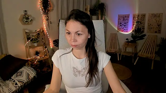 Snapshot of TrasyMorris chatting on May 14, 2026, 6:54 am TrasyMorris online show from May 14, 2026, 6:54 am