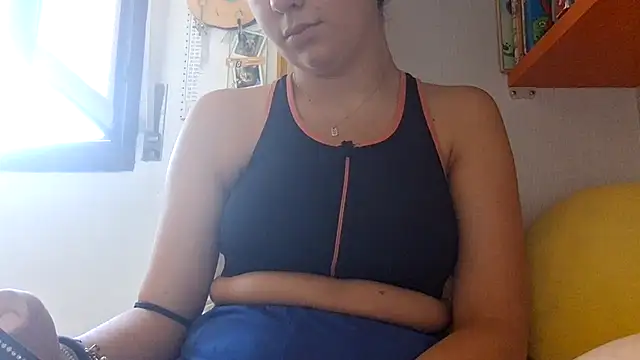 Snapshot of Foxyyy69 chatting on July 4, 2026, 1:48 pm Foxyyy69 online show from July 4, 2026, 1:48 pm
