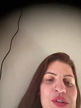 sweet milenaa online show from June 3, 2026, 7:18 pm