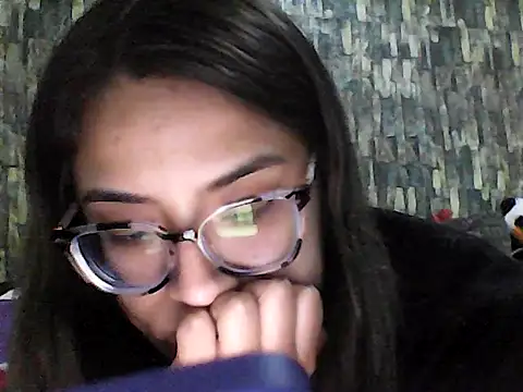 Snapshot of BabyCinnamon1 chatting on June 23, 2026, 1:36 am BabyCinnamon1 online show from June 23, 2026, 1:36 am
