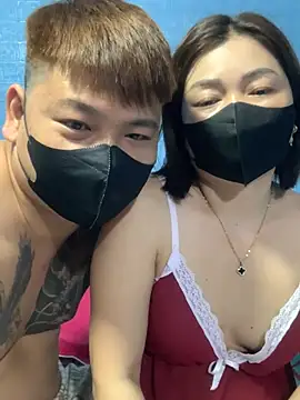 Snapshot of huonghuongvip chatting on July 12, 2026, 6:47 am huonghuongvip online show from July 12, 2026, 6:47 am