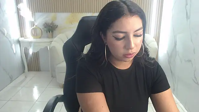 Snapshot of Alexa_s1 chatting on June 4, 2026, 8:02 pm Alexa s1 online show from June 4, 2026, 8:02 pm