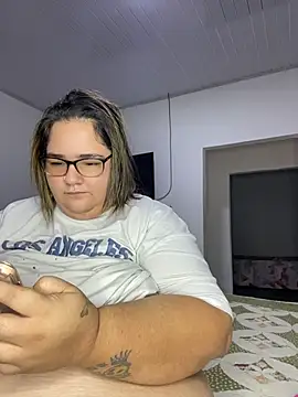 marianacooper1234 online show from June 11, 2026, 12:35 pm