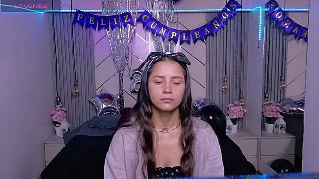 Snapshot of Sofysoul chatting on May 27, 2026, 9:44 pm Sofysoul online show from May 27, 2026, 9:44 pm
