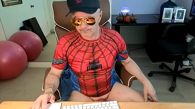 hotdadbod online show from November 16, 2025, 9:41 pm