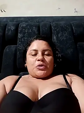 dirty violeota 19 online show from May 13, 2026, 2:07 am
