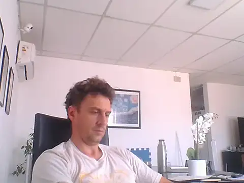 Snapshot of sebasevi chatting on June 3, 2026, 2:33 pm sebasevi online show from June 3, 2026, 2:33 pm