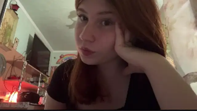 EmmaLovelyBB online show from May 13, 2026, 7:43 pm