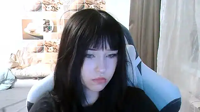 Snapshot of NoirEva chatting on July 19, 2026, 6:48 pm NoirEva online show from July 19, 2026, 6:48 pm