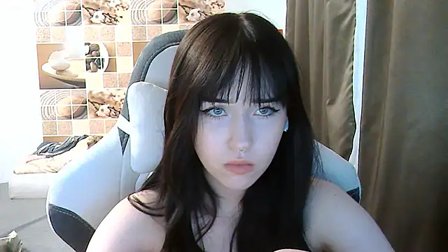 Snapshot of NoirEva chatting on June 29, 2026, 5:01 pm NoirEva online show from June 29, 2026, 5:01 pm