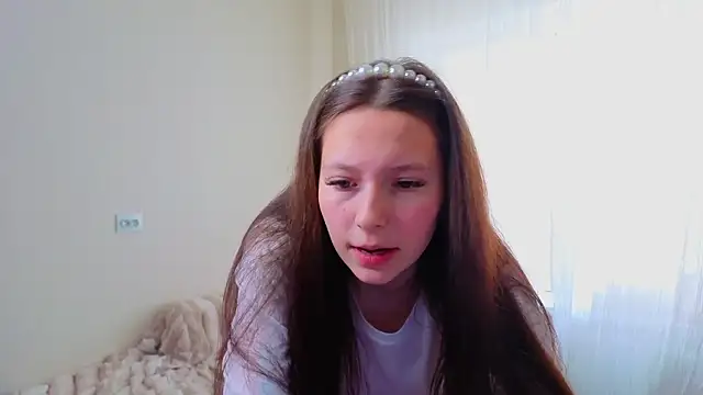 Snapshot of nivorelle chatting on May 17, 2026, 1:55 pm nivorelle online show from May 17, 2026, 1:55 pm