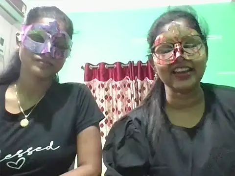 Snapshot of Kavya17 chatting on June 21, 2026, 2:01 pm Kavya17 online show from June 21, 2026, 2:01 pm