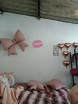 mileidy0106 online show from June 20, 2026, 1:27 pm
