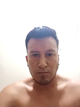 Jadh09 online show from May 14, 2026, 1:13 am
