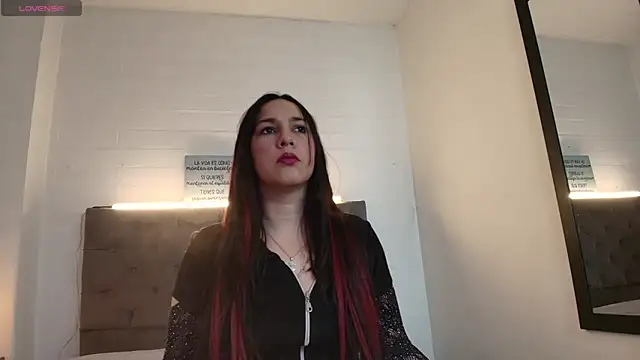 Rossy Marks online show from June 19, 2026, 2:39 am