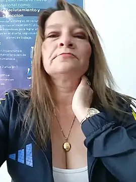 Snapshot of KAREN--03 chatting on June 27, 2026, 12:44 pm KAREN--03 online show from June 27, 2026, 12:44 pm