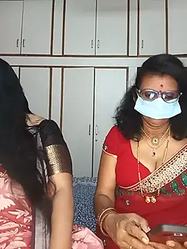 Snapshot of Kannada_telugu_lesbians chatting on May 18, 2026, 9:14 am Kannada telugu lesbians online show from May 18, 2026, 9:14 am