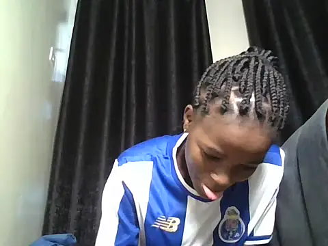Chocolatebabe98 online show from June 17, 2026, 12:04 pm