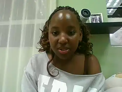 ivyafterdark9 online show from May 14, 2026, 8:39 pm