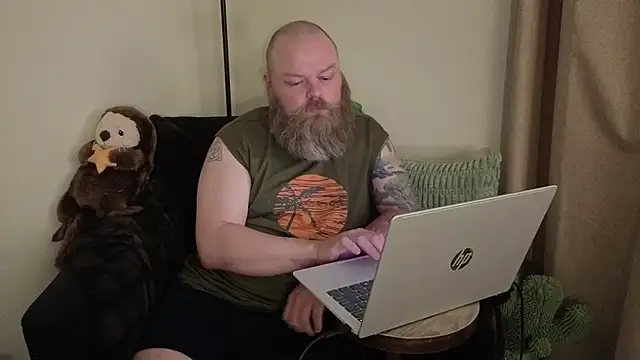 TeddyBearBrian online show from May 16, 2026, 3:05 am
