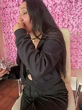 SofiaBrown Pink online show from July 8, 2026, 9:48 pm