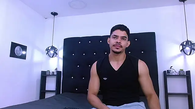 Snapshot of Dannesh_ chatting on June 7, 2026, 3:34 am Dannesh online show from June 7, 2026, 3:34 am
