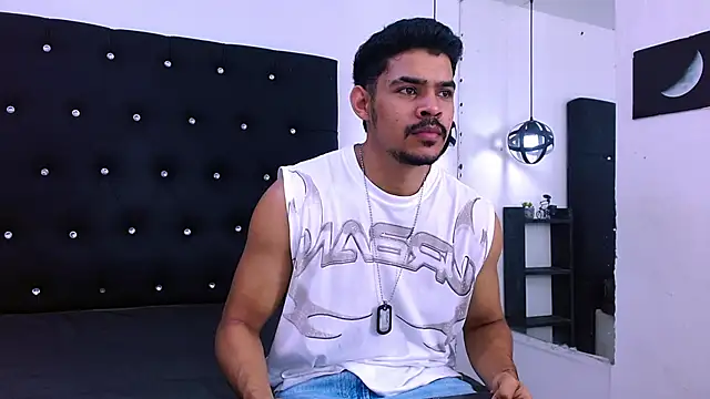Snapshot of Dannesh_ chatting on June 6, 2026, 4:07 am Dannesh online show from June 6, 2026, 4:07 am