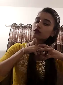 Snapshot of Yoga_Session chatting on June 1, 2026, 7:35 pm Yoga Session online show from June 1, 2026, 7:35 pm